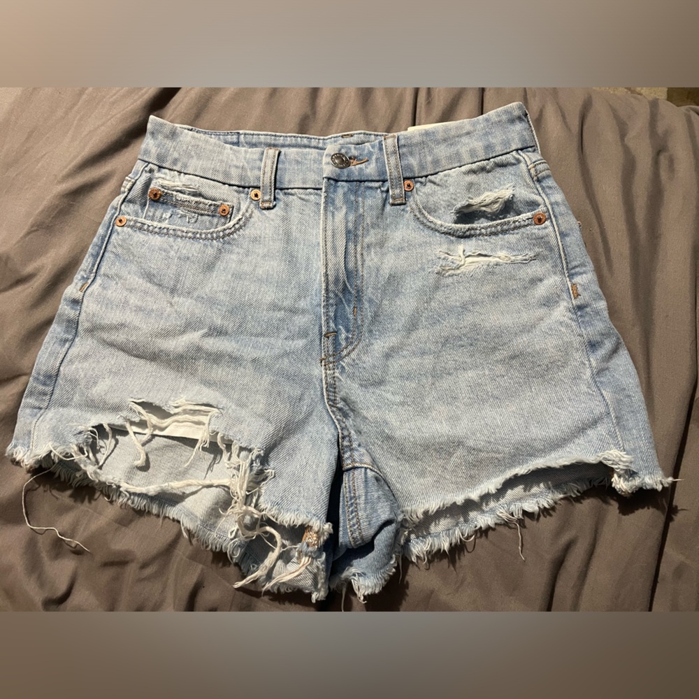American eagle cury ‘90s boyfriend short